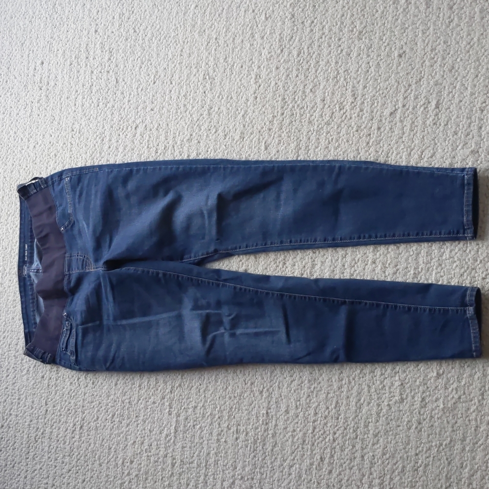 Levi Strauss Signature Baby Bump Skinny Jeans